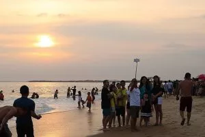 TOP 3 ĐỊA ĐIỂM DU LỊCH CỰC HOT TẠI LAGI BÌNH THUẬN 21 bai bien cam binh vivubinhthuan Vi Vu Bình Thuận