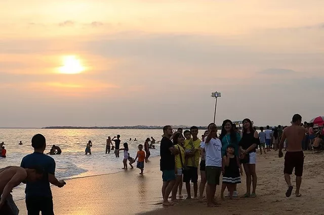 TOP 3 ĐỊA ĐIỂM DU LỊCH CỰC HOT TẠI LAGI BÌNH THUẬN 3 bai bien cam binh vivubinhthuan Vi Vu Bình Thuận