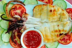 Nhà hàng Cây Bàng - Thiên đường hải sản tươi ngon, view biển tuyệt đẹp 1 muc mot nang nuong Vi Vu Bình Thuận