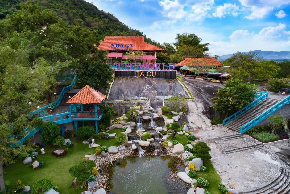 Nui Ta Cu vivubinhthuan Vi Vu Bình Thuận