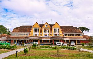 Tour du lịch tự túc 5 ngày 4 đêm Đà Lạt - Phan Thiết - Mũi Né 1 Nhà Ga Đà Lạt