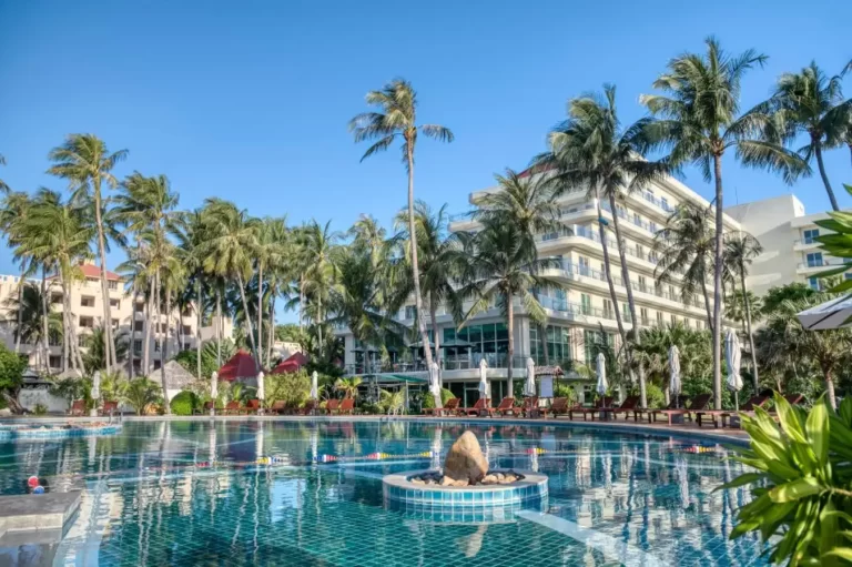 Khách sạn Mường Thanh Mũi Né 1 muong thanh holiday mui ne hotel 1 1024x681 1 Vi Vu Bình Thuận