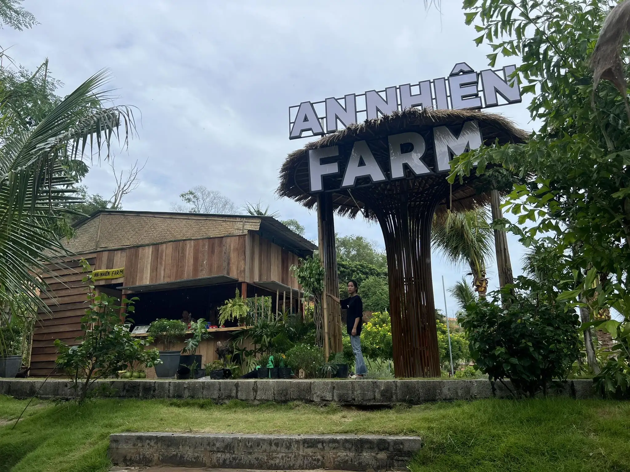 Khám Phá Những Homestay Mũi Né Giá Rẻ Dưới 300K Gần Trung Tâm 1 469167184 122210464802020290 4375907386847864153 n Vi Vu Bình Thuận